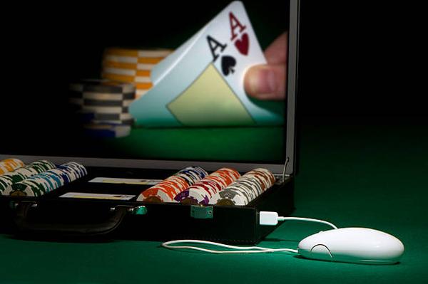 Live Dealer Features for chơi casino trực tuyến trên điện thoại Players