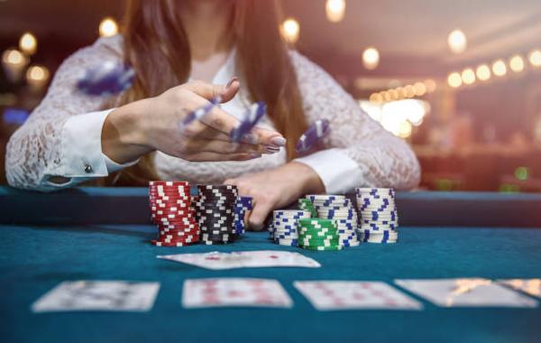 Understand Casino Bonuses and Promotions at オンラインカジノ Platforms